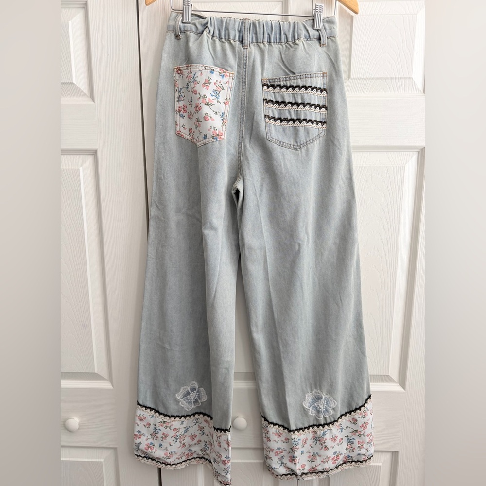 Pol Clothing Floral patches embroidery elastic band casual pant - Picture 7 of 7
